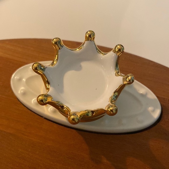 COPY - NORA FLEMING GOLD CROWN MINI - Picture 2 of 6